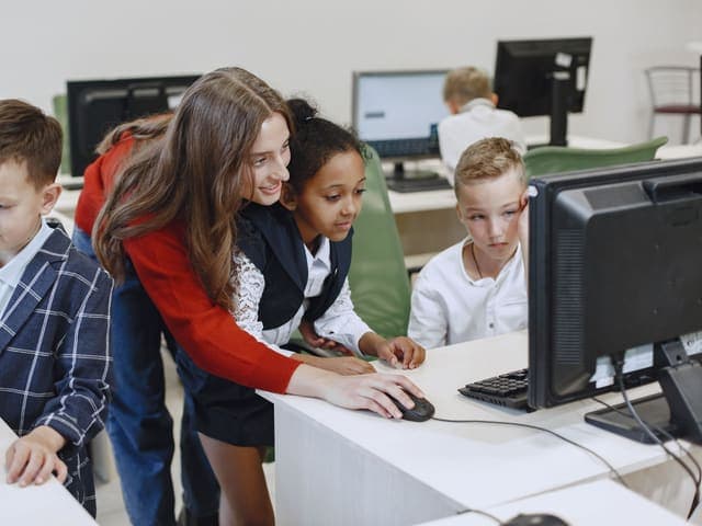 Education accounting and bookkeeping services